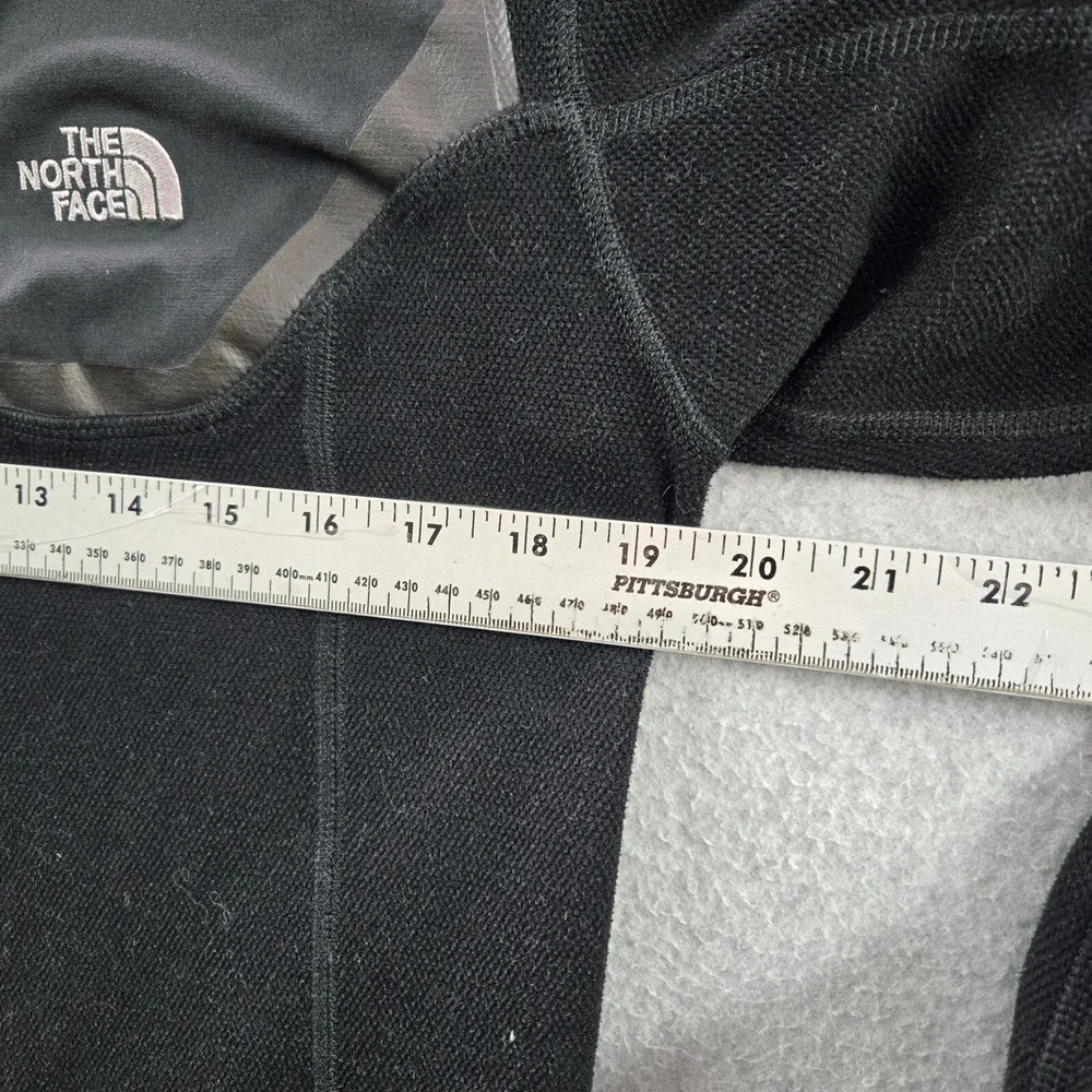 The North Face Men‎ Sweatshirt Small Black 1/2 Zip Pocket  Mock Neck Pullover